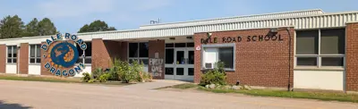 exterior picture of Dale Road Senior Public School and their logo